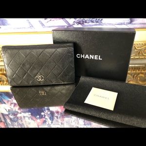 Chanel Caviar Bifold Wallet